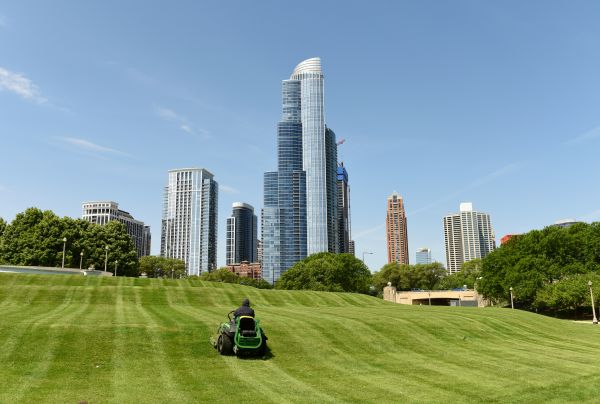 Cost of Corporate Lawn Mowing in Renton